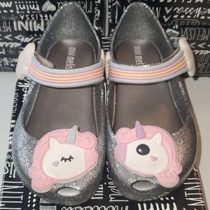 Mini Melssa 8T EUC silver glitter unicorn